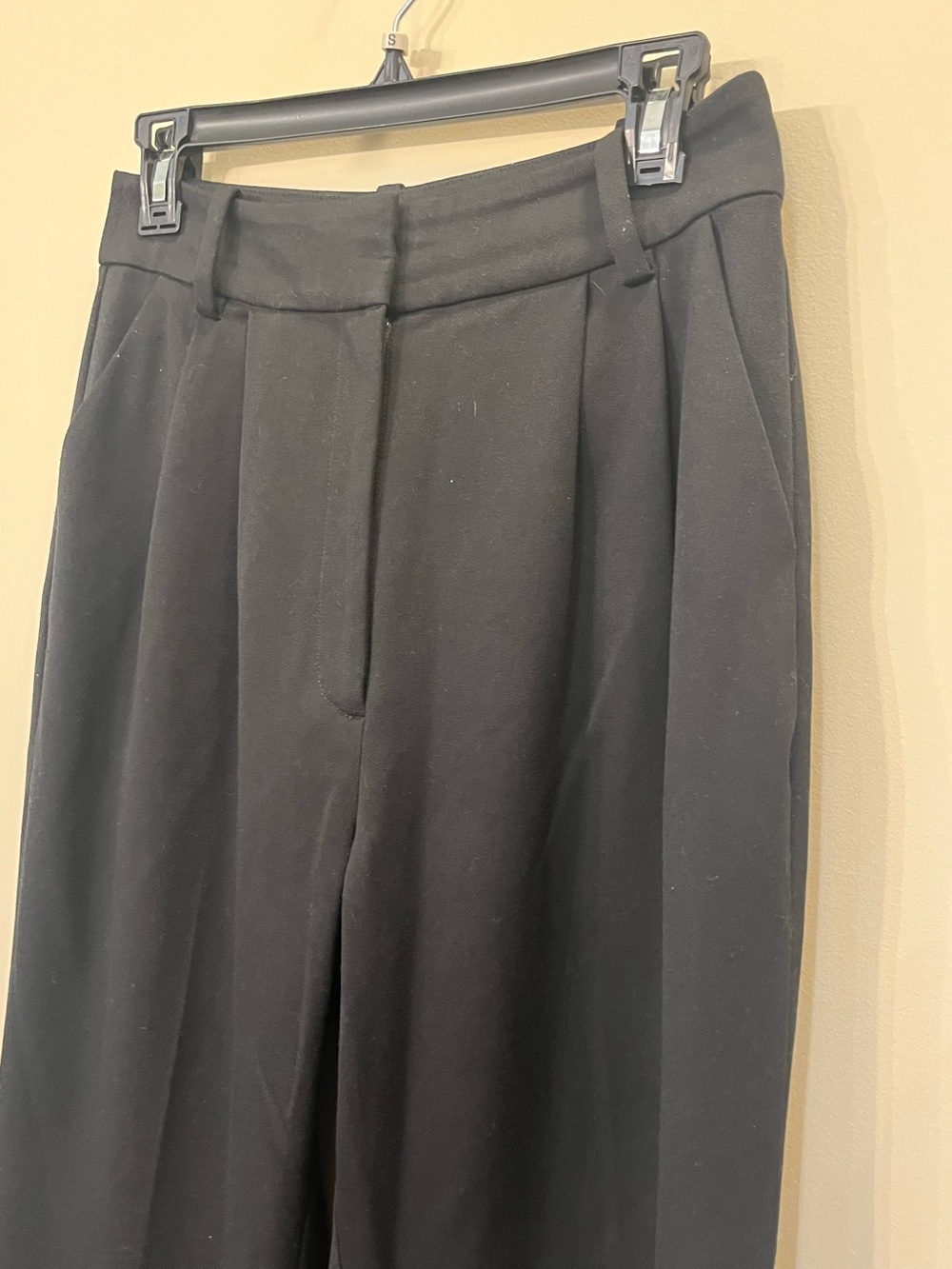 Favorite Daughter black high rise pleated trouser pants relaxed fit 6 - Picture 3 of 6